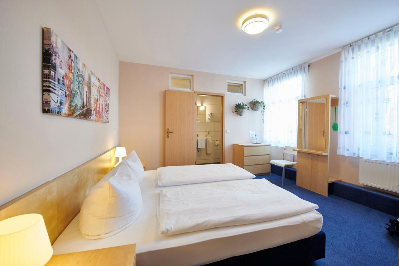 Hotel Zum Grunewald Динслакен Екстериор снимка