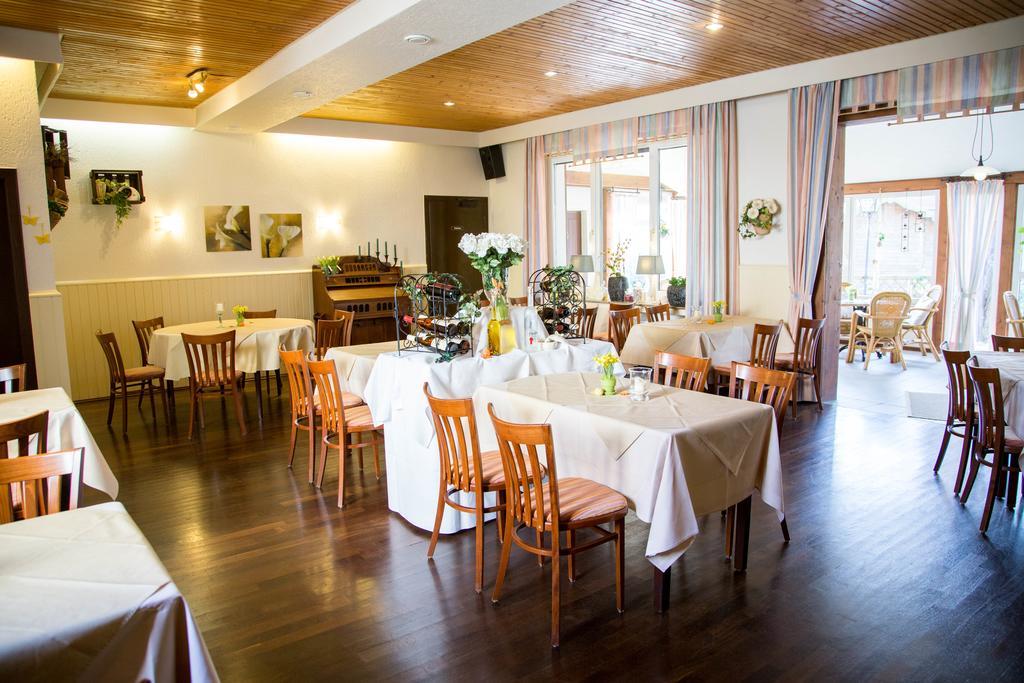 Hotel Zum Grunewald Динслакен Екстериор снимка