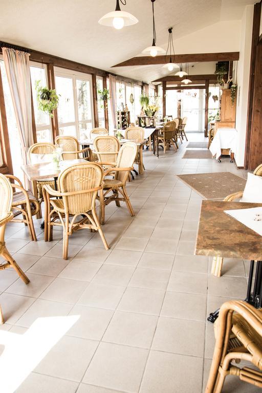 Hotel Zum Grunewald Динслакен Екстериор снимка
