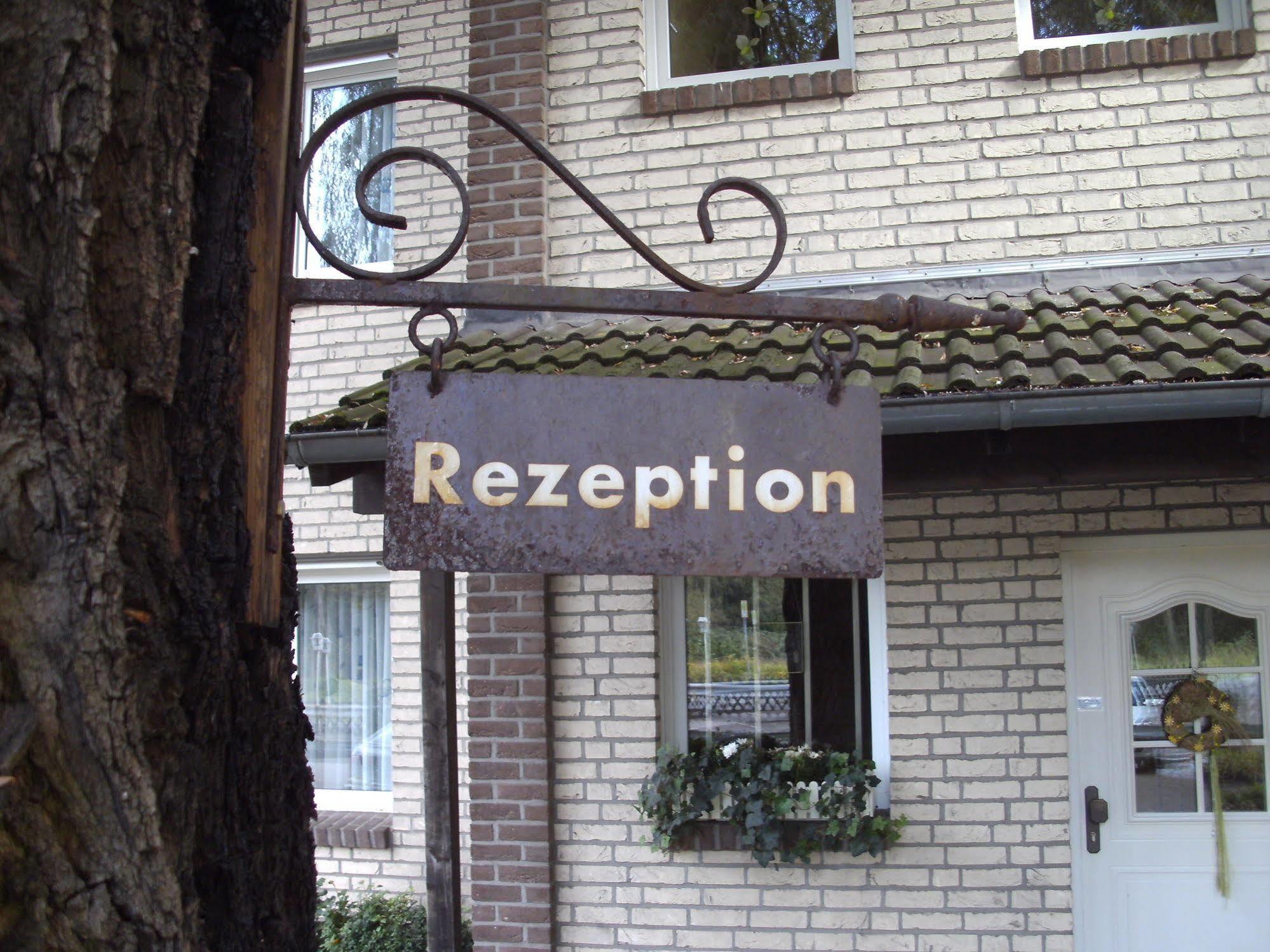 Hotel Zum Grunewald Динслакен Екстериор снимка