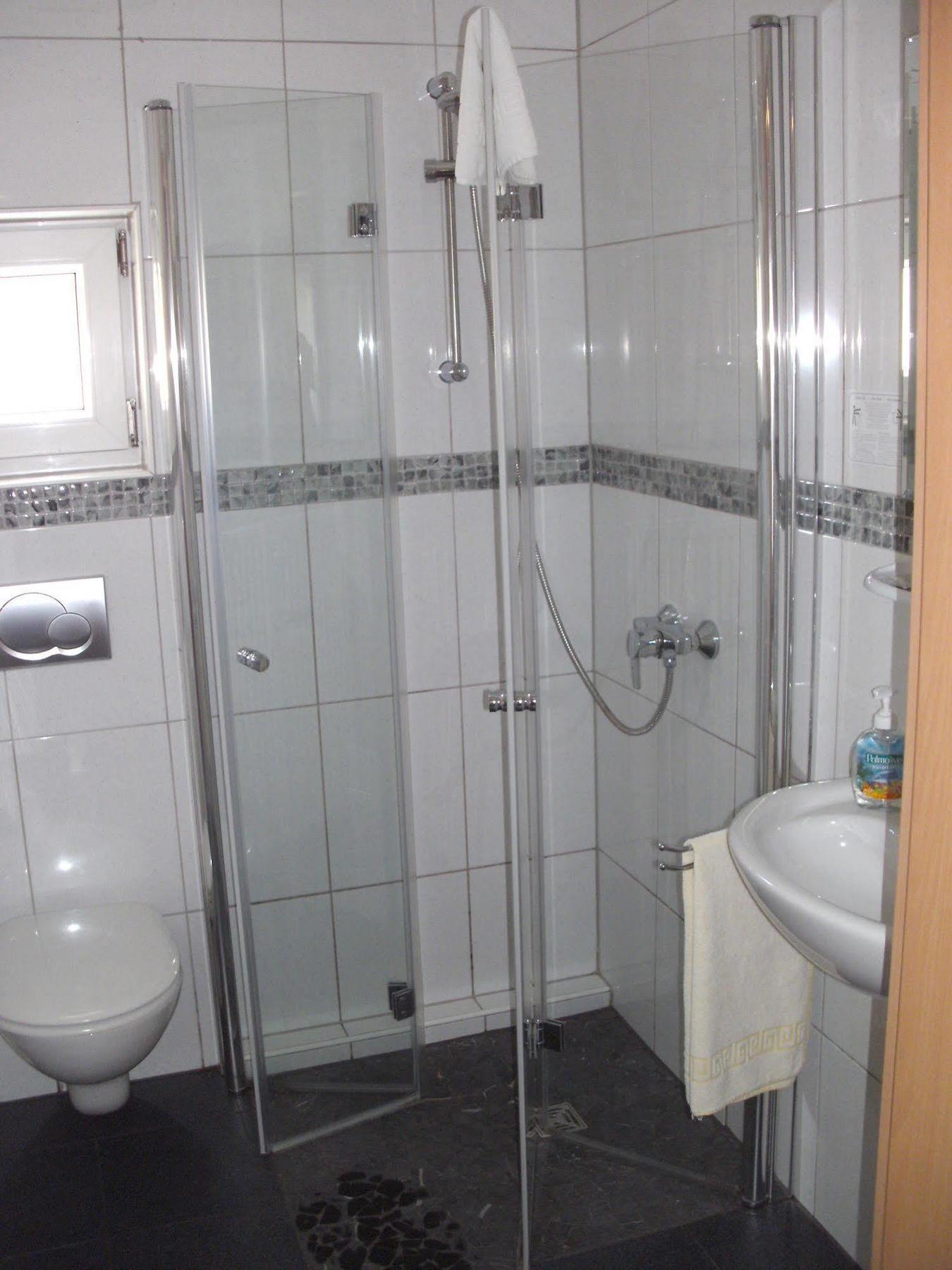 Hotel Zum Grunewald Динслакен Екстериор снимка
