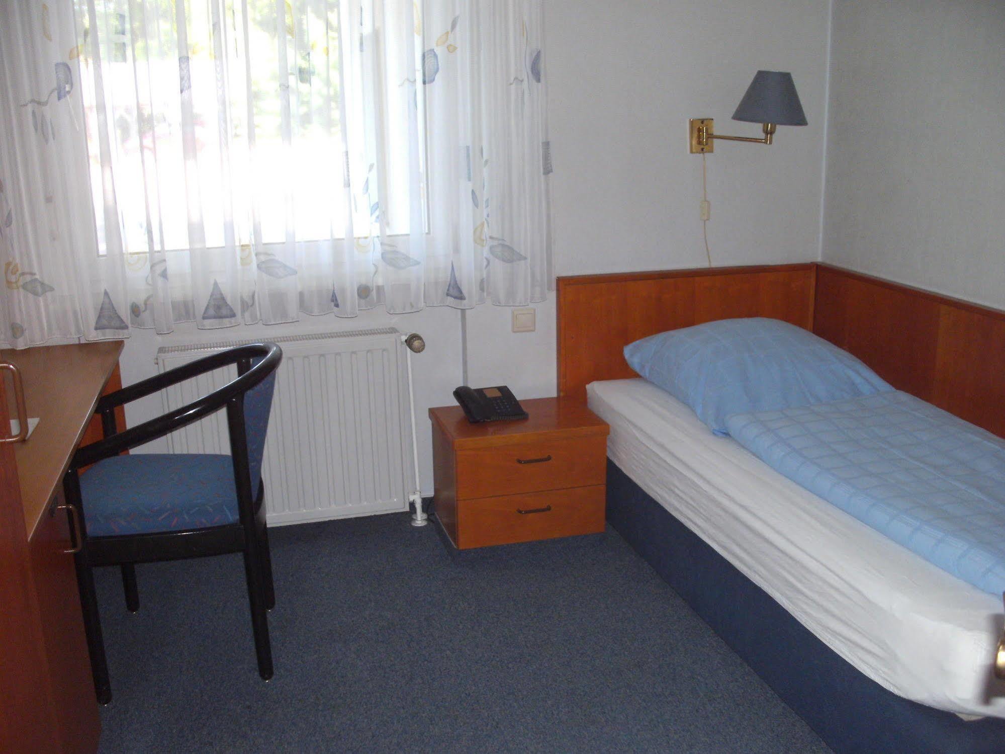 Hotel Zum Grunewald Динслакен Екстериор снимка